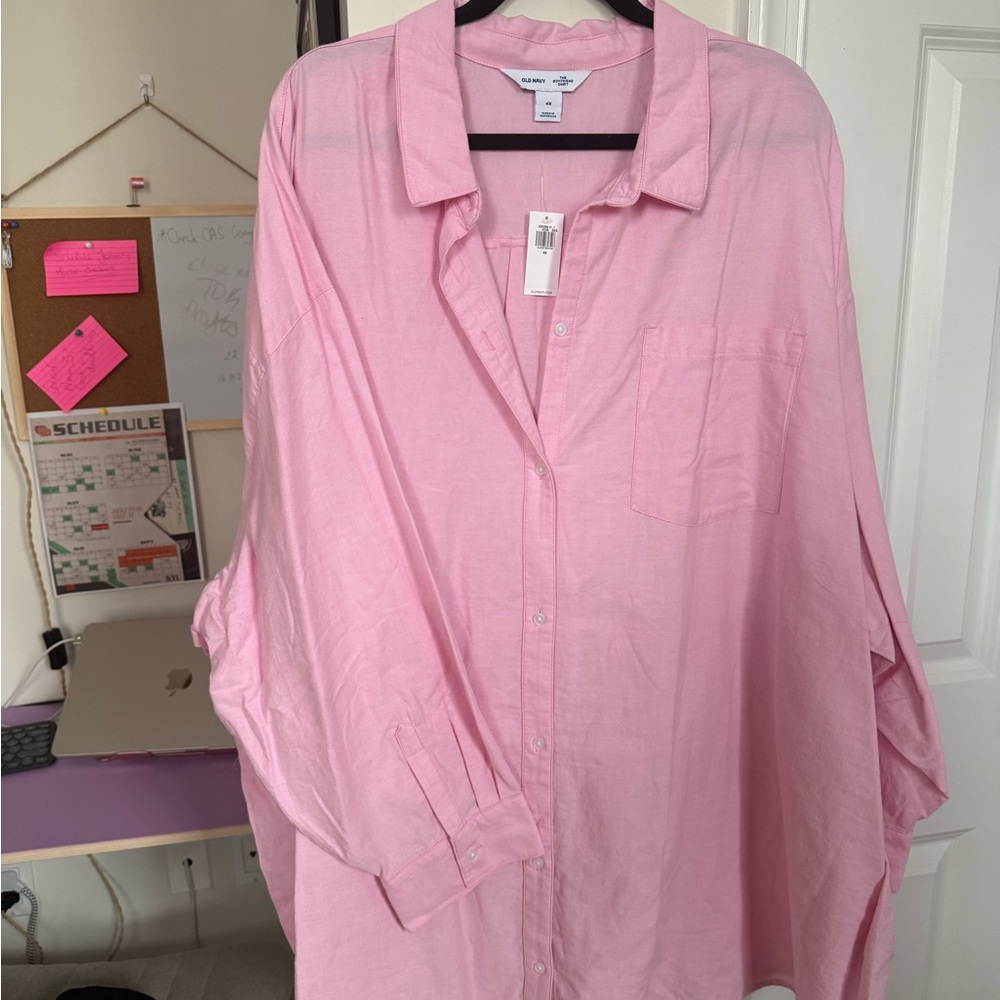 Old Navy Boyfriend Fit Button-Up Shirt NWT